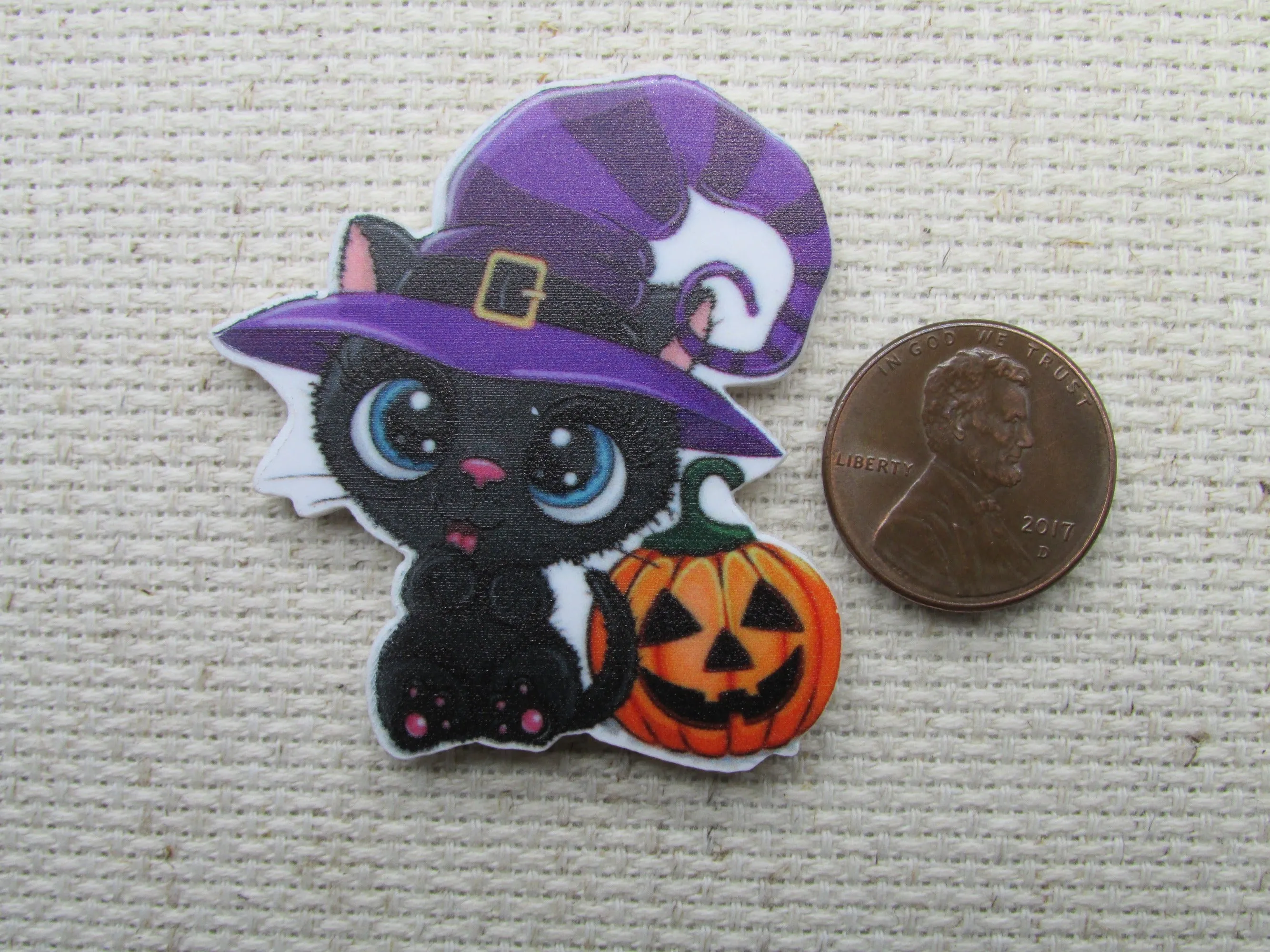 Black Witch Cat with a Jack-O-Lantern Needle Minder, Cover Minder, Magnet