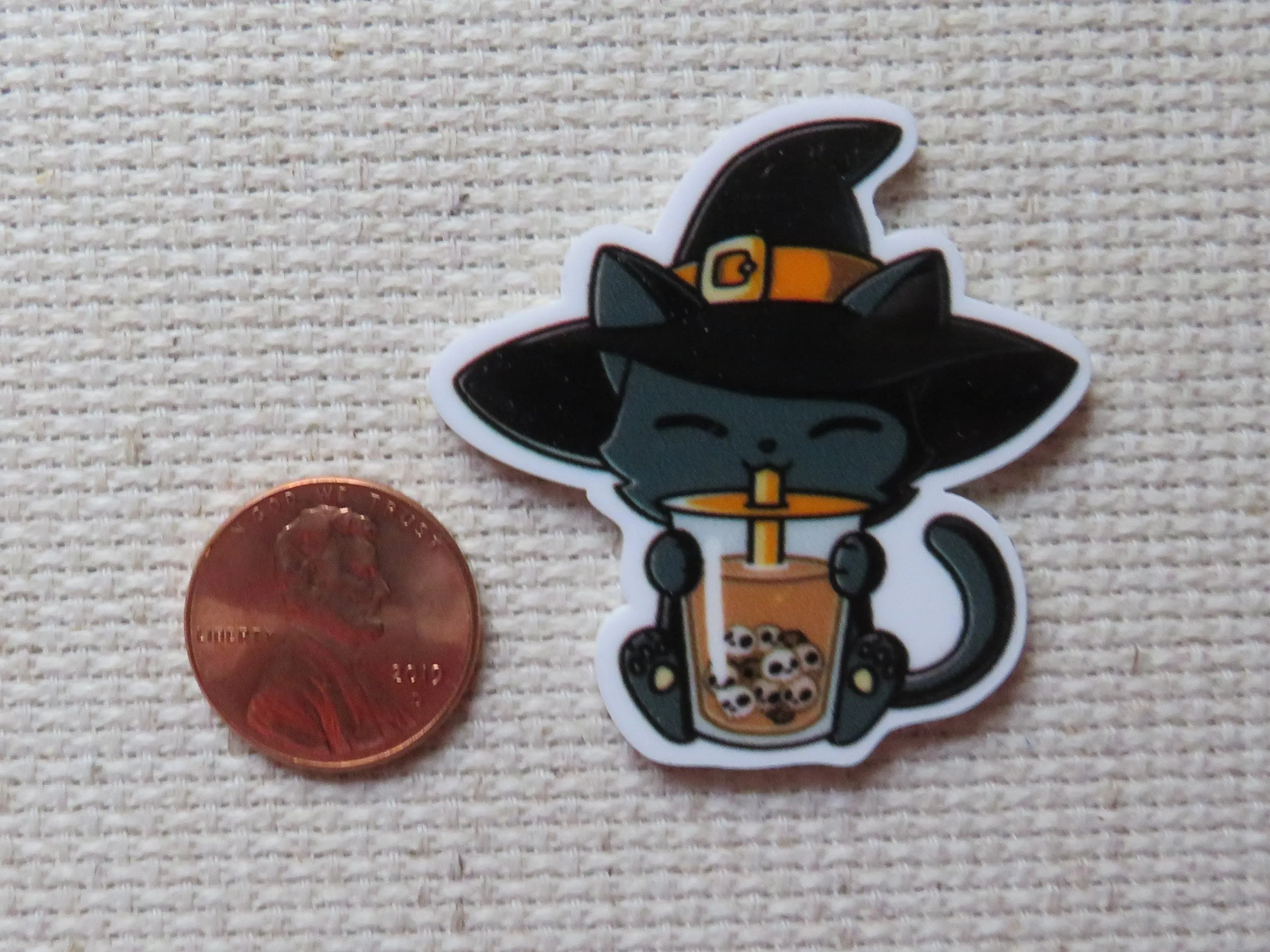 Boba Drinking Witch Cat Needle Minder, Cover Minder, Magnet