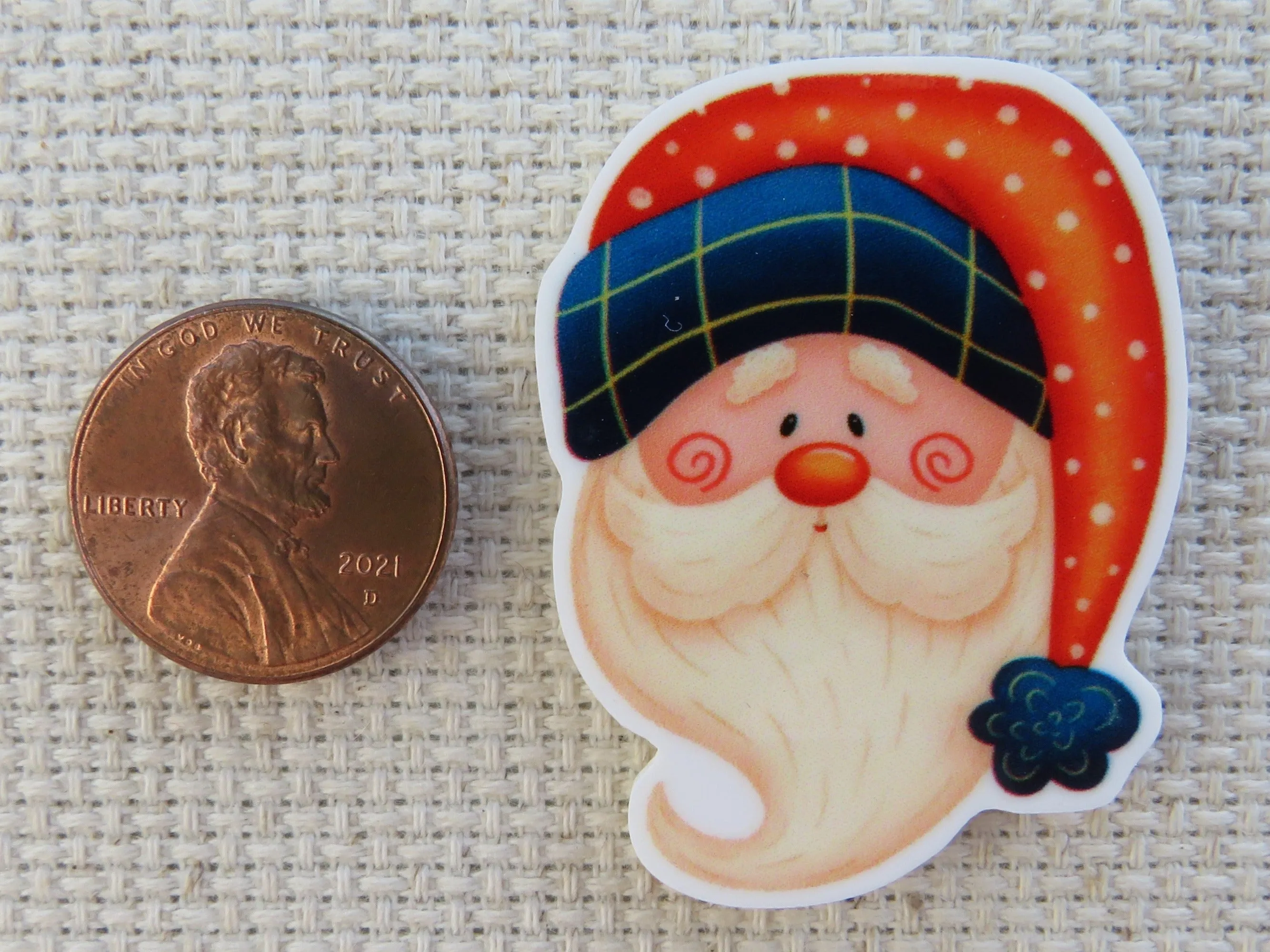 Santa with a Blue Trimmed Hat Needle Minder, Cover Minder, Magnet