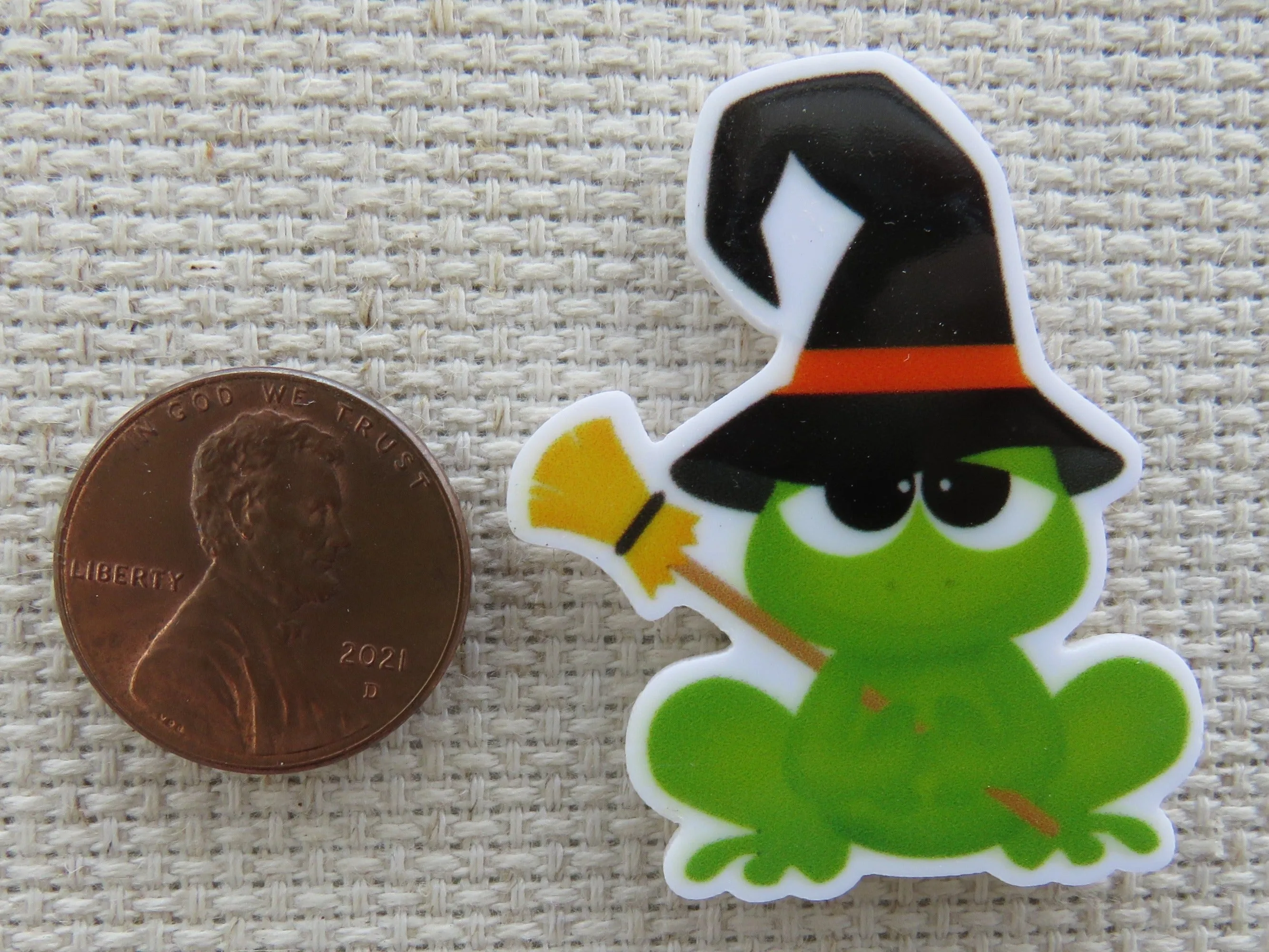 Witch Frog Needle Minder, Cover Minder, Magnet