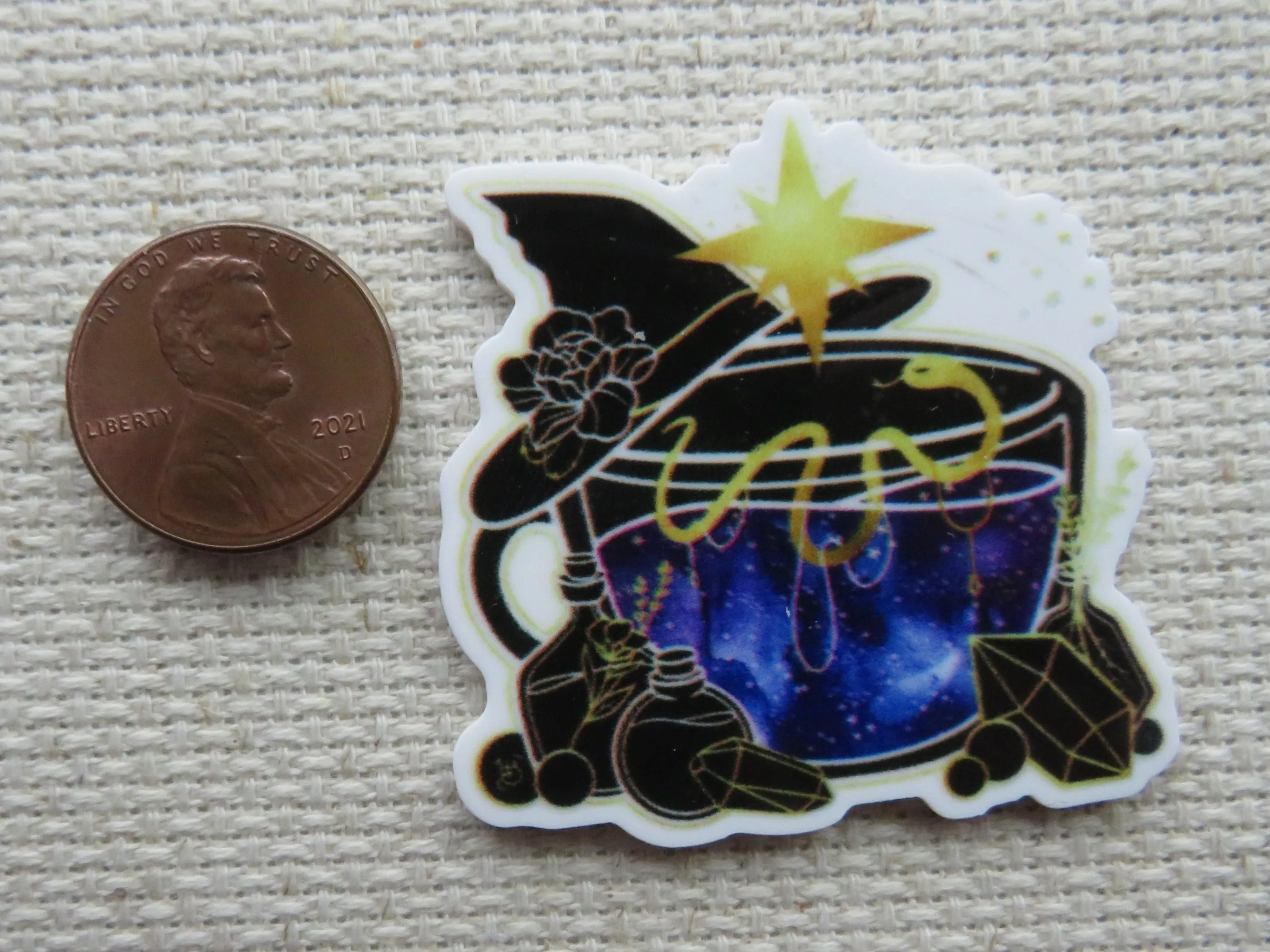 Witch Teacup Needle Minder, Cover Minder, Magnet